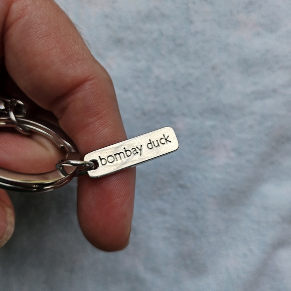 Bombay Duck Pave "W" Initial Bling Keychain, Clear Rhinestones, Silver, NWOT - Picture 5 of 7